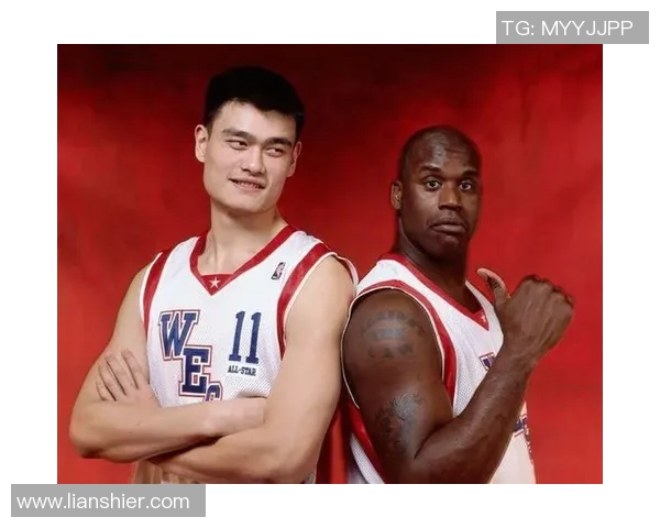 姚明的传奇之路：从最强中锋到全球篮球偶像的崛起与影响