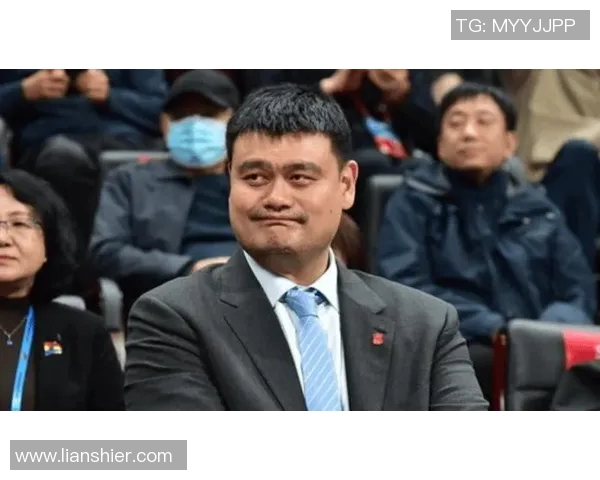 姚明分享个人生活点滴的Instagram视频引发网友热议与关注